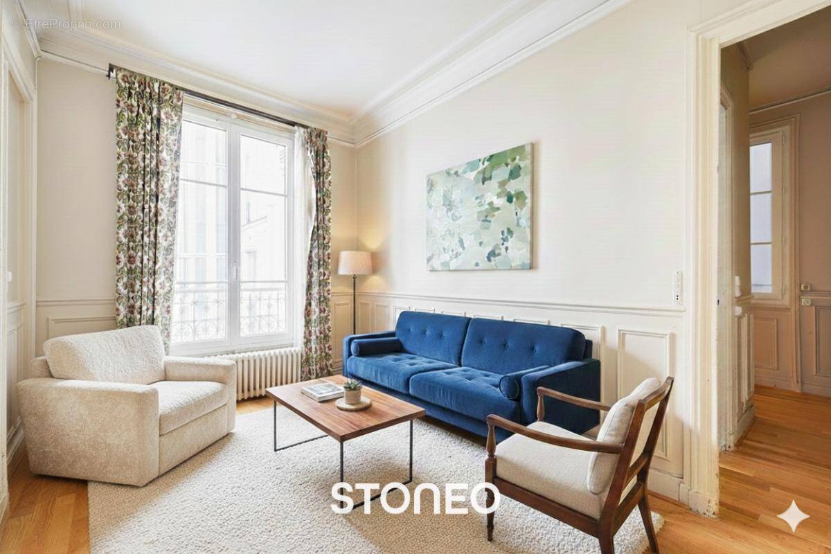 Appartement à PARIS-7E