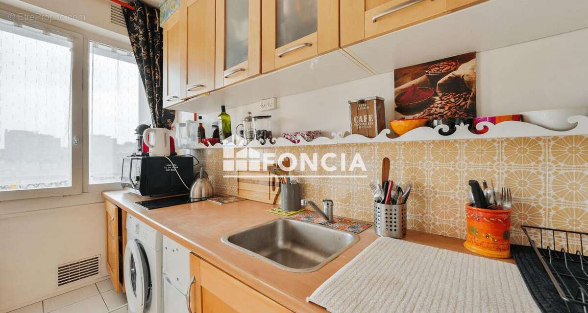 Appartement à LE PLESSIS-ROBINSON