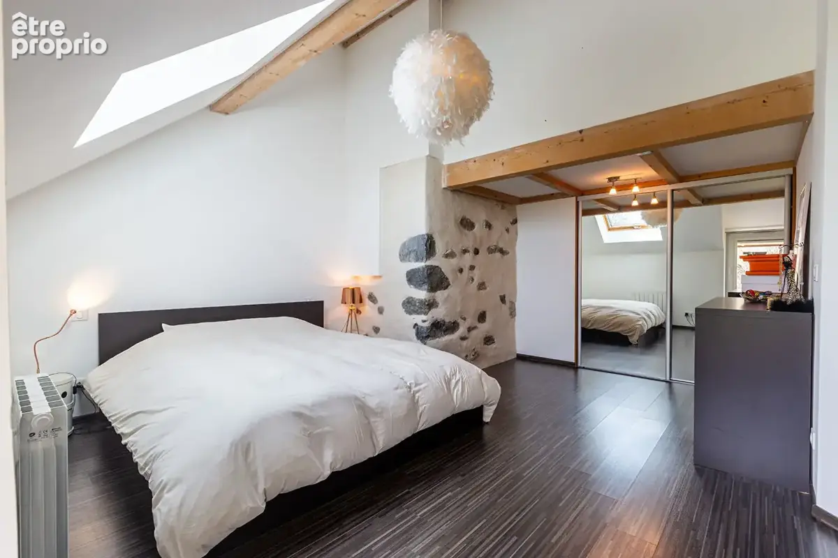 "amarante" - co-exclusivite laforet - mesigny - maison t5 de 161,07 m² - terrain de 394 m² - dpe d - photo 15