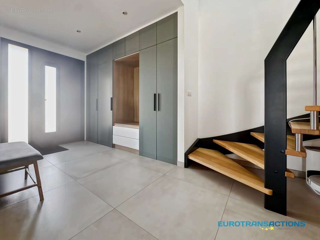 Maison contemporaine de 130 m² – Prestations haut de gamme – Impasse au calme – Vue dégagée sur les champs - photo 4