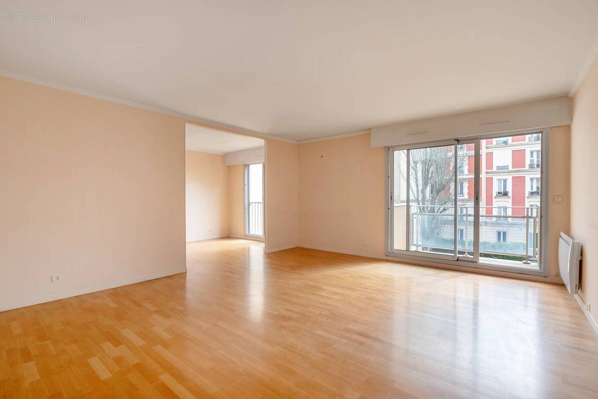 Photo Appartement à Paris-15e au prix de 990 000€