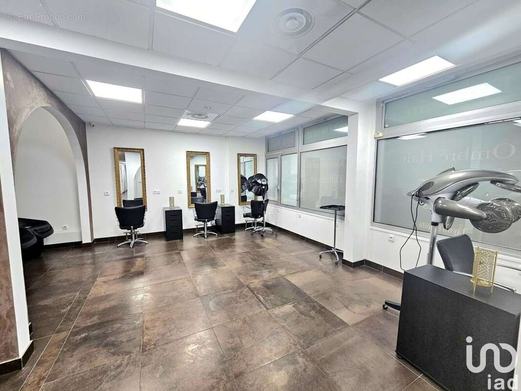 Photo 4 - Commerce à RIS-ORANGIS