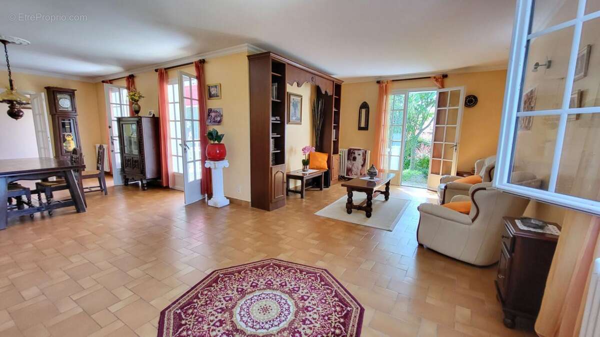 Maison à SAINT-MEDARD-DE-MUSSIDAN