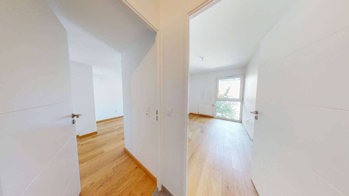 Appartement à MEYLAN