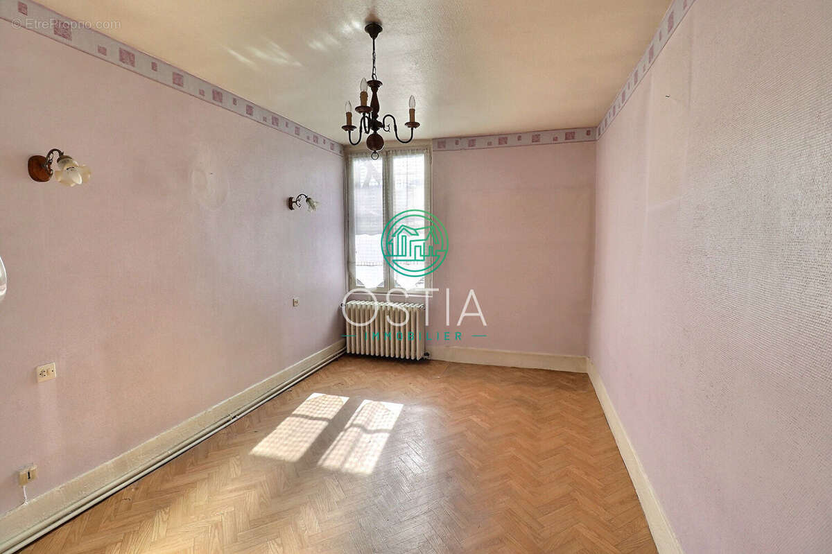 Maison à LA GRAND-CROIX