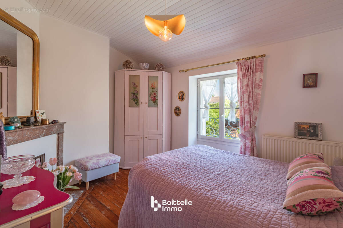 Maison à MILLY-LA-FORET