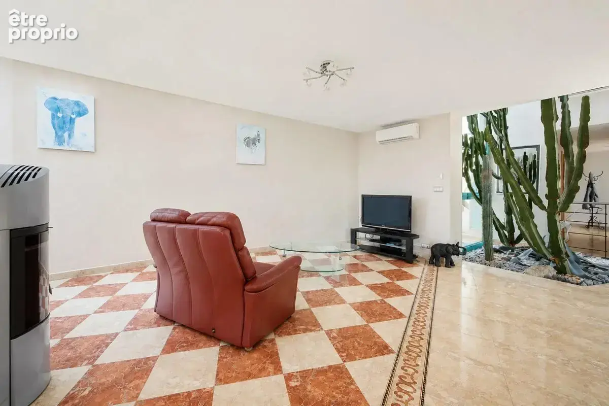 Maison de 5 pièces de 262 m² située à Dabo - photo 7