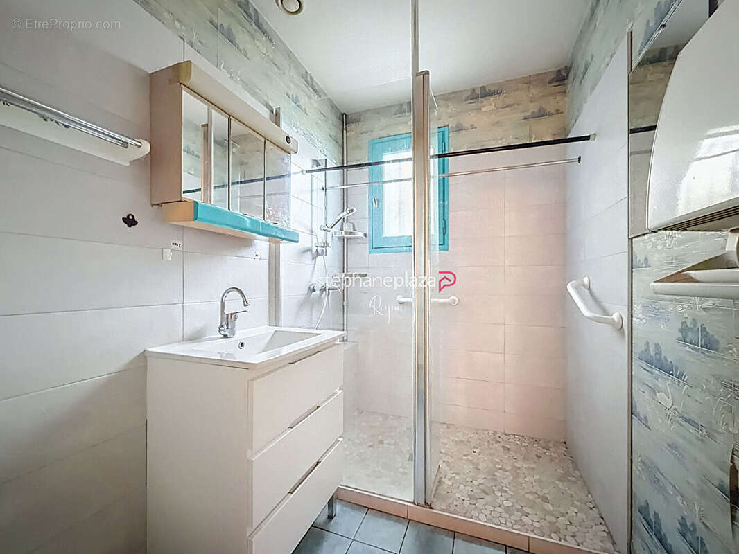 Maison à SAINT-GEORGES-DE-DIDONNE