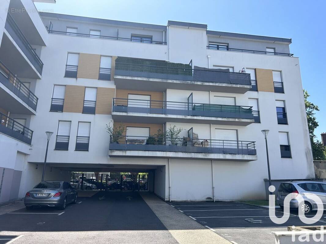 Photo 1 - Appartement à SAINT-OUEN-L'AUMONE