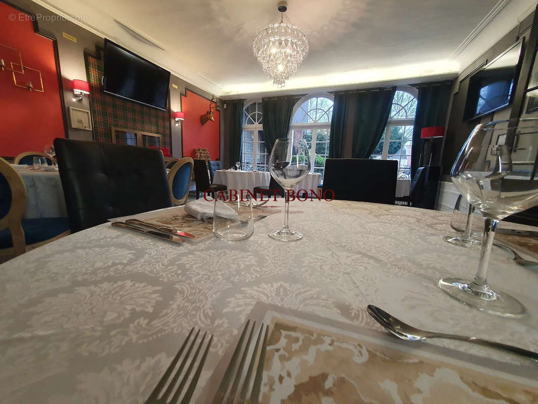 Autre à SAINT-QUENTIN