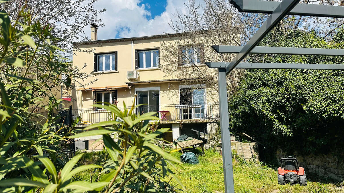 Maison à PUYMERAS