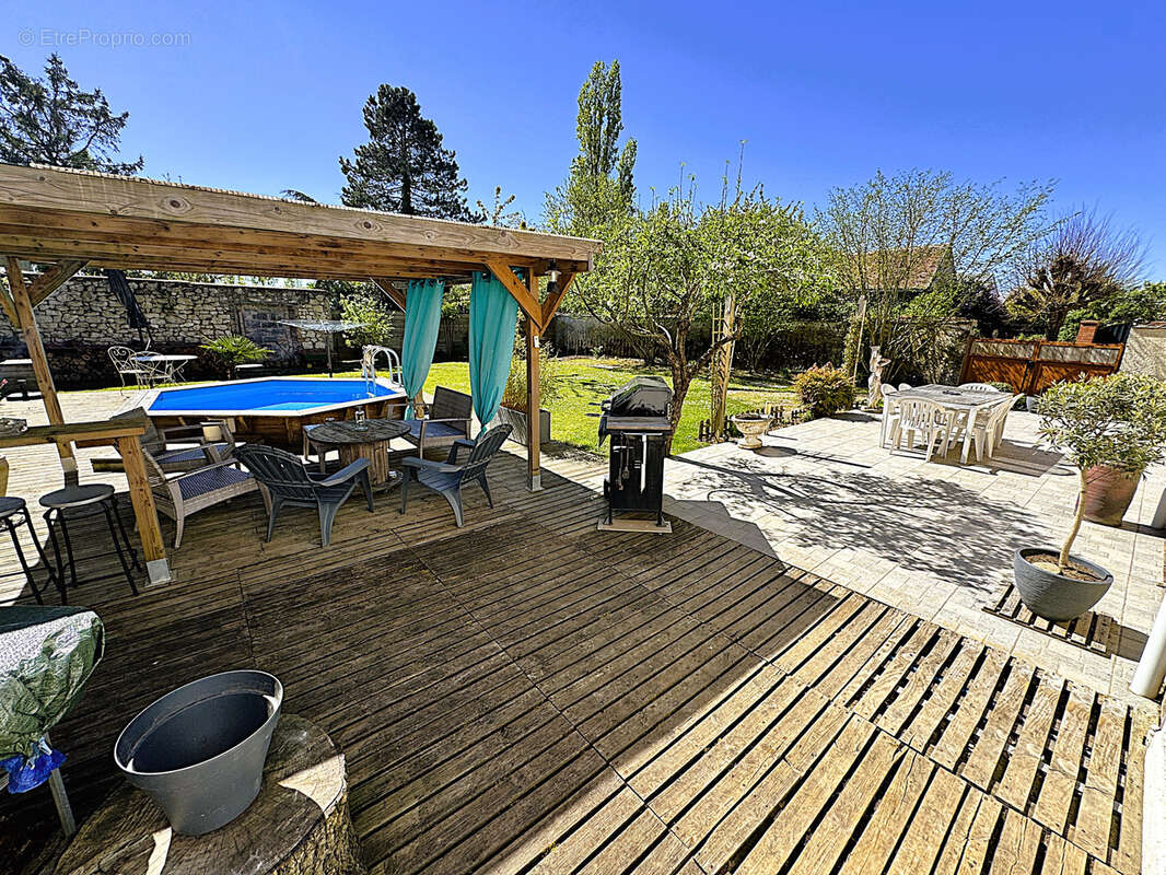 Maison à BEAUVILLIERS