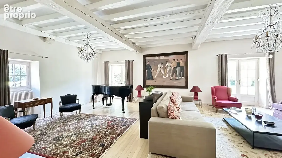 Propriete d' exception sur 3 hectares de 450 m2 habitables - photo 7