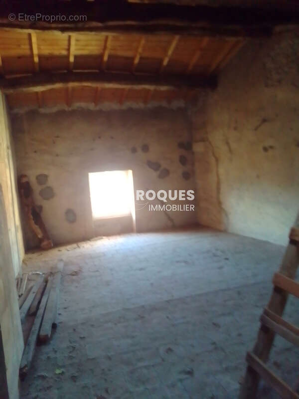 Bedarieux, maison de village 4 chambres, garage, terrasse - photo 14
