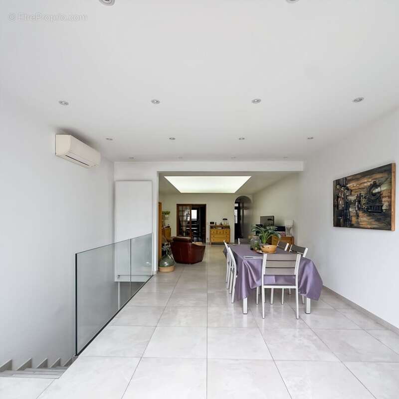 Maison à ROSNY-SOUS-BOIS