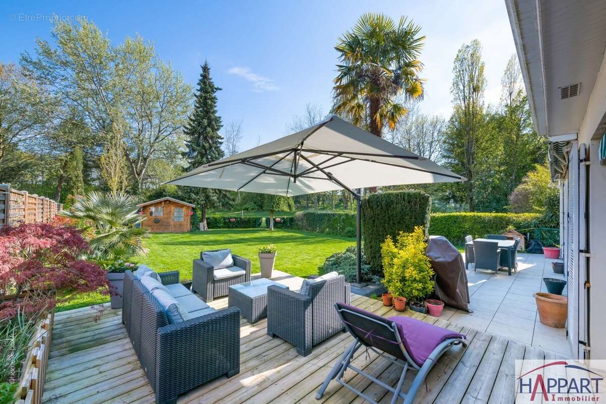 Maison 200 m² à Saint-Germain-Les-Corbeil  - photo 2