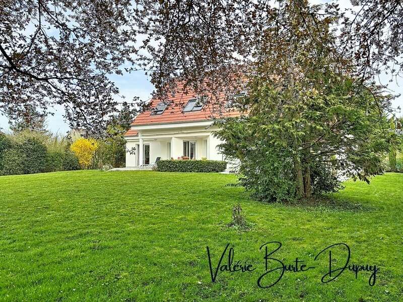 Maison à SAINT-DENIS-EN-VAL