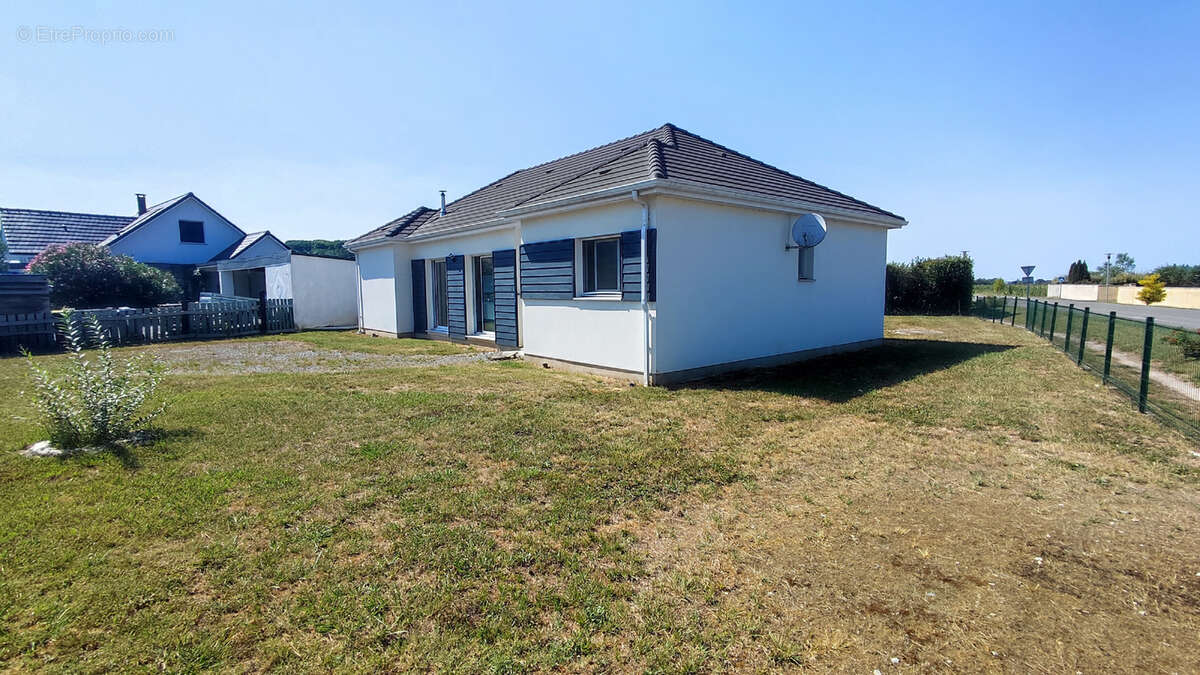 Maison recente dans petit village proche oloron - photo 2