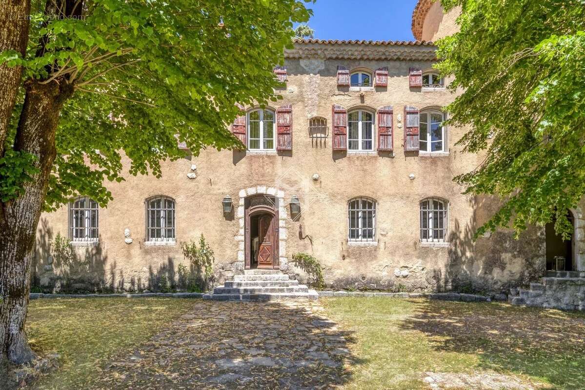 Exclusivité. Château du XVIe siècle – Domaine d'exception de 18 hectares au cœur de l'arrière-pays grassois - photo 20