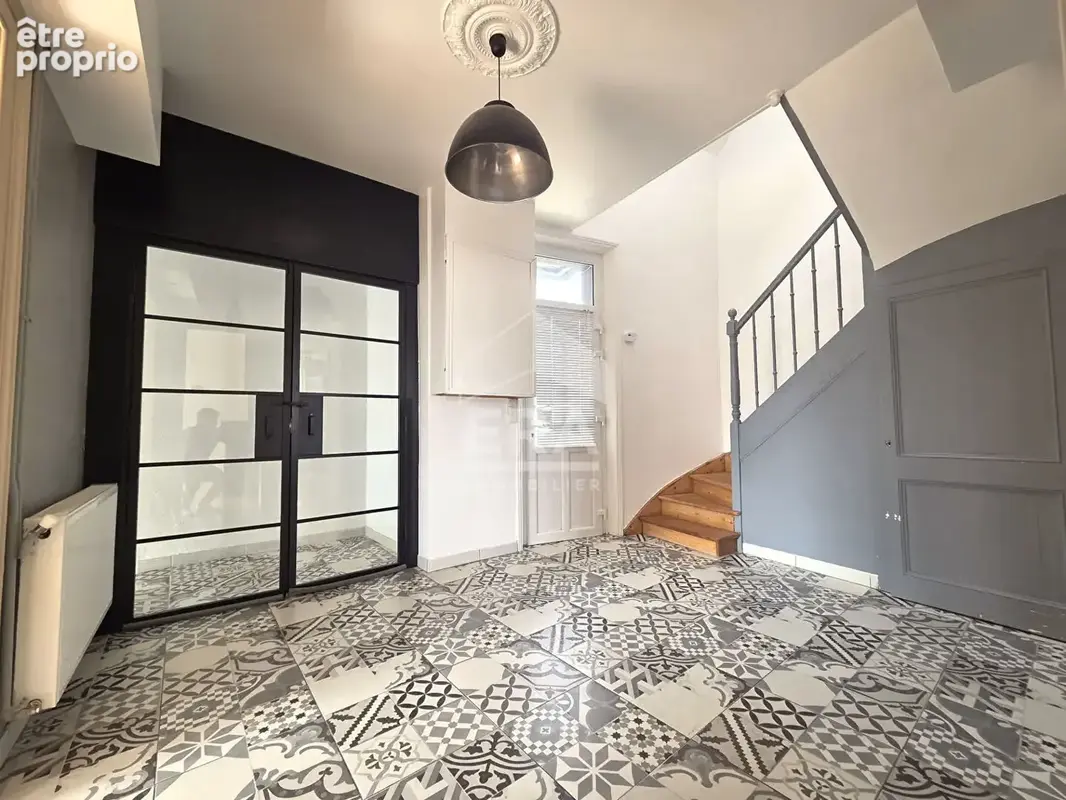Maison à ISQUES