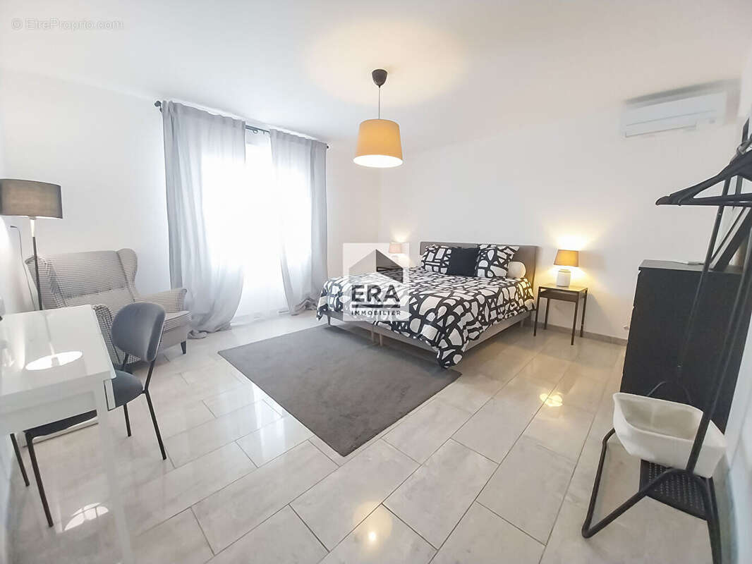 Autre à LA CHAPELLE-VENDOMOISE