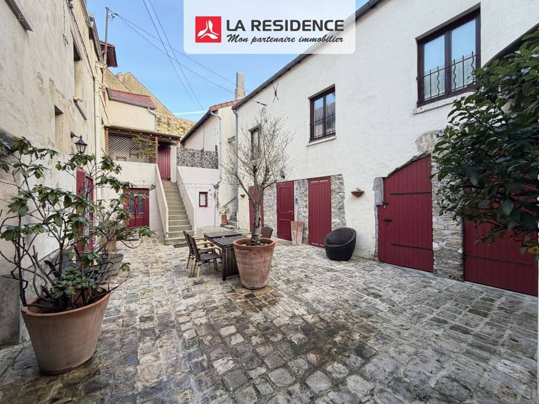 Appartement à BOUGIVAL