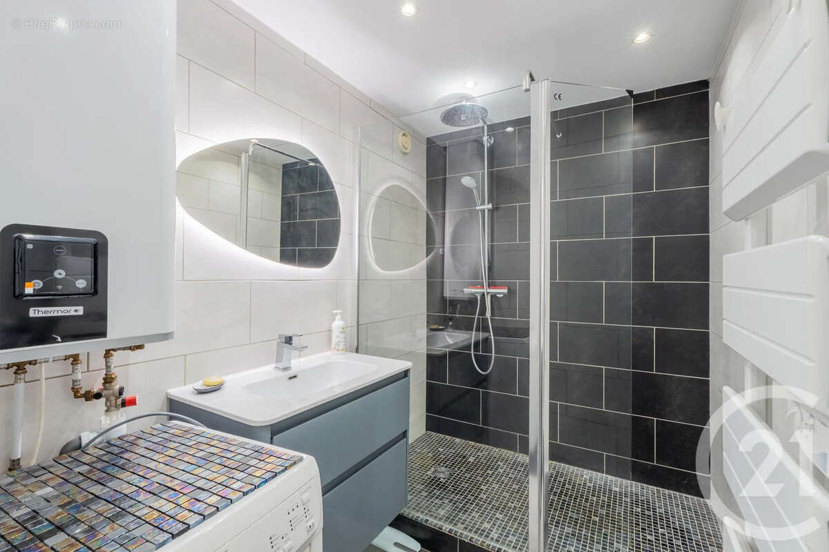 Appartement 70 m² à Nice  - photo 11