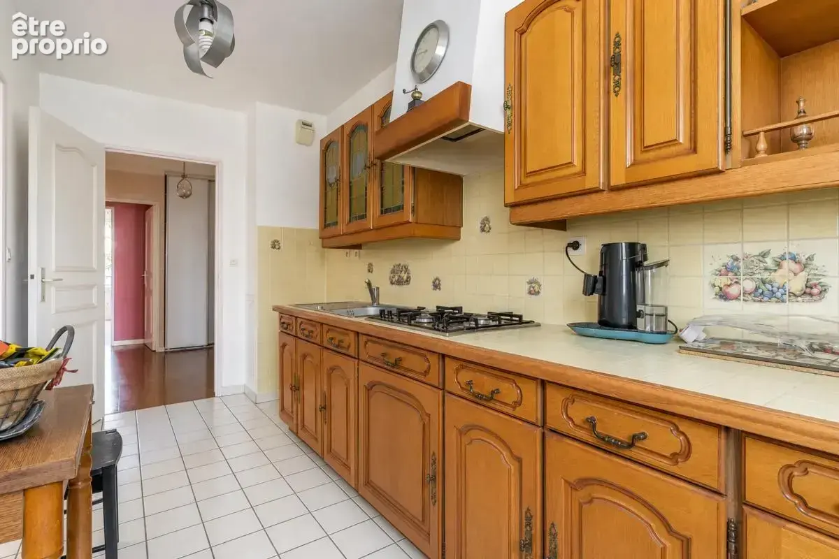 Appartement traversant 78 m² avec box à Argenteuil - photo 3