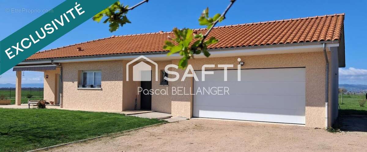 Maison 138 m² à Sardon  - photo 2