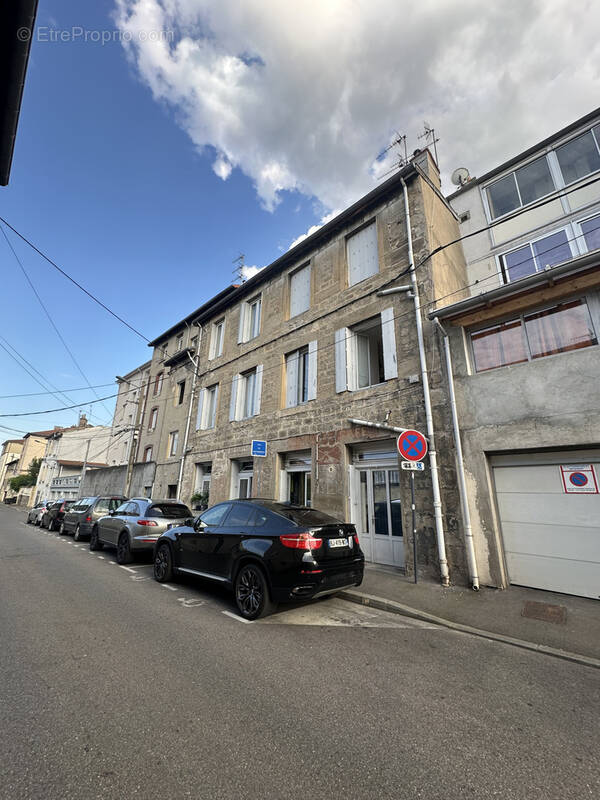 Appartement à SAINT-ETIENNE