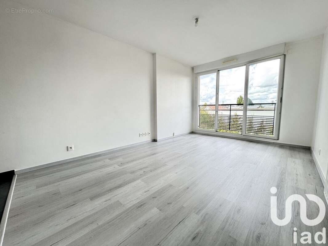 Photo 2 - Appartement à EPINAY-SUR-ORGE