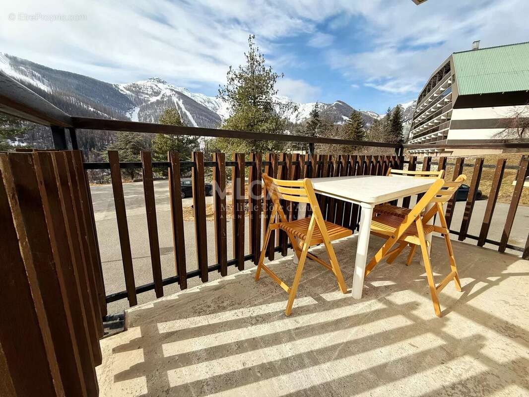 Appartement à SAINT-ETIENNE-DE-TINEE