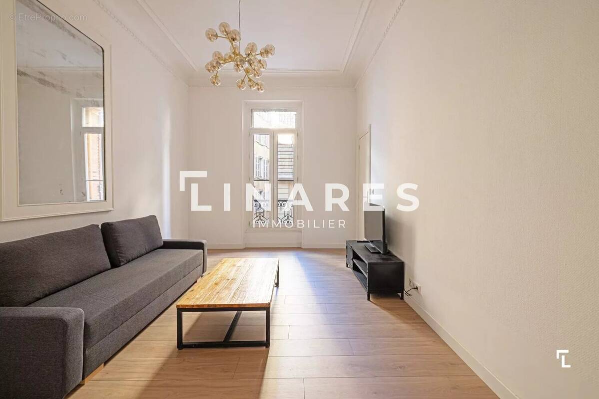 Appartement à MARSEILLE-2E