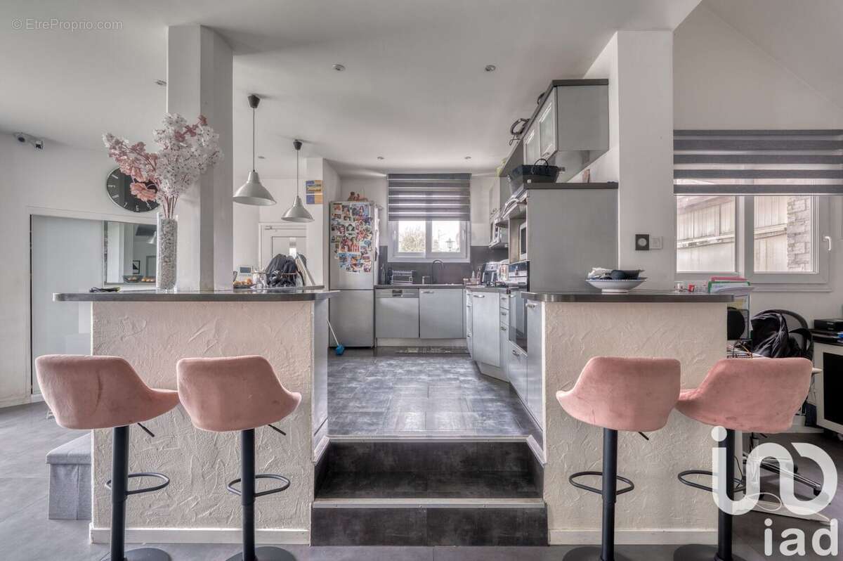 Photo 6 - Maison à LE PLESSIS-ROBINSON