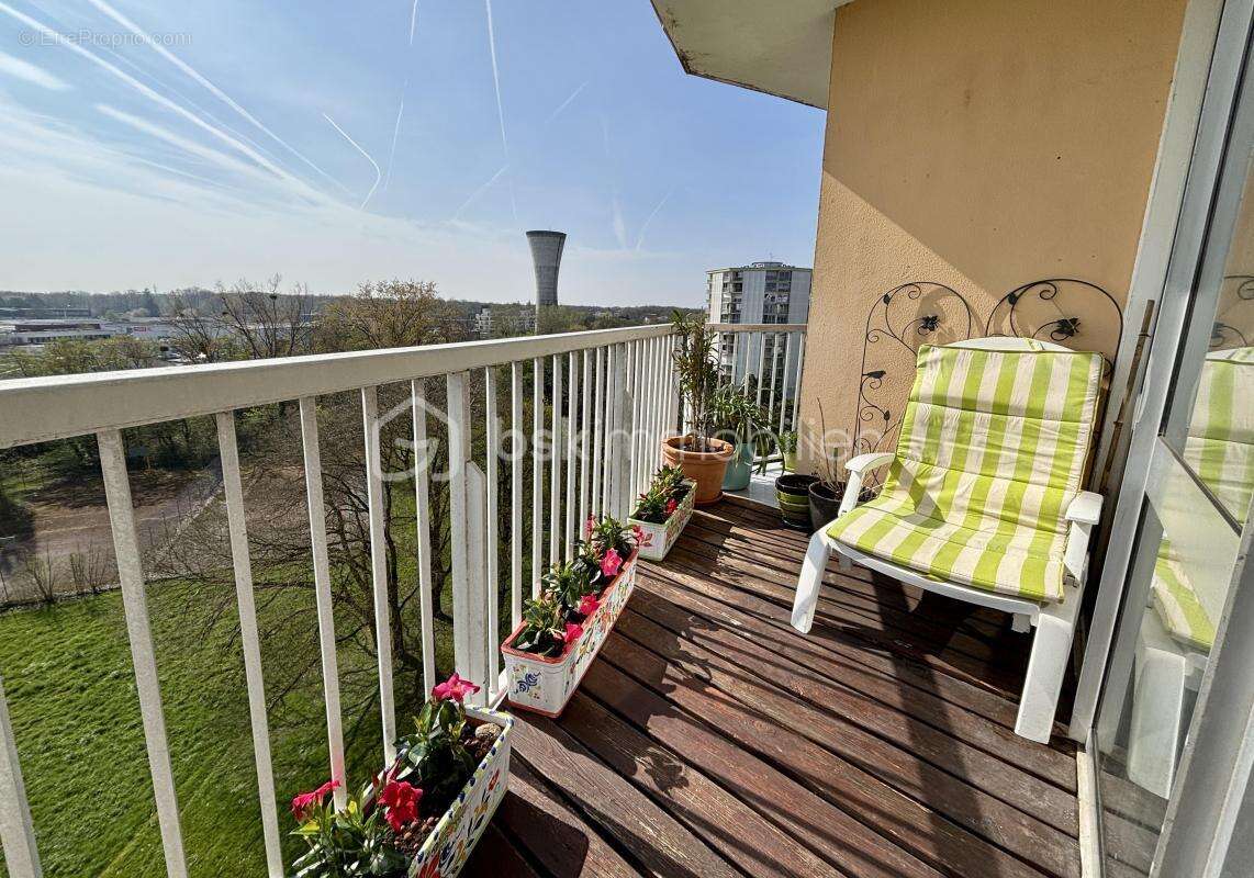Appartement à CHAMBRAY-LES-TOURS