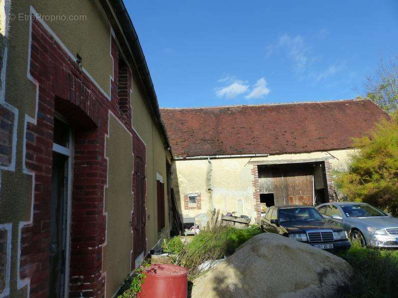 Maison à NEUVY-SAUTOUR