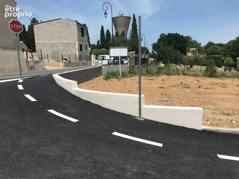 Terrain à MUS
