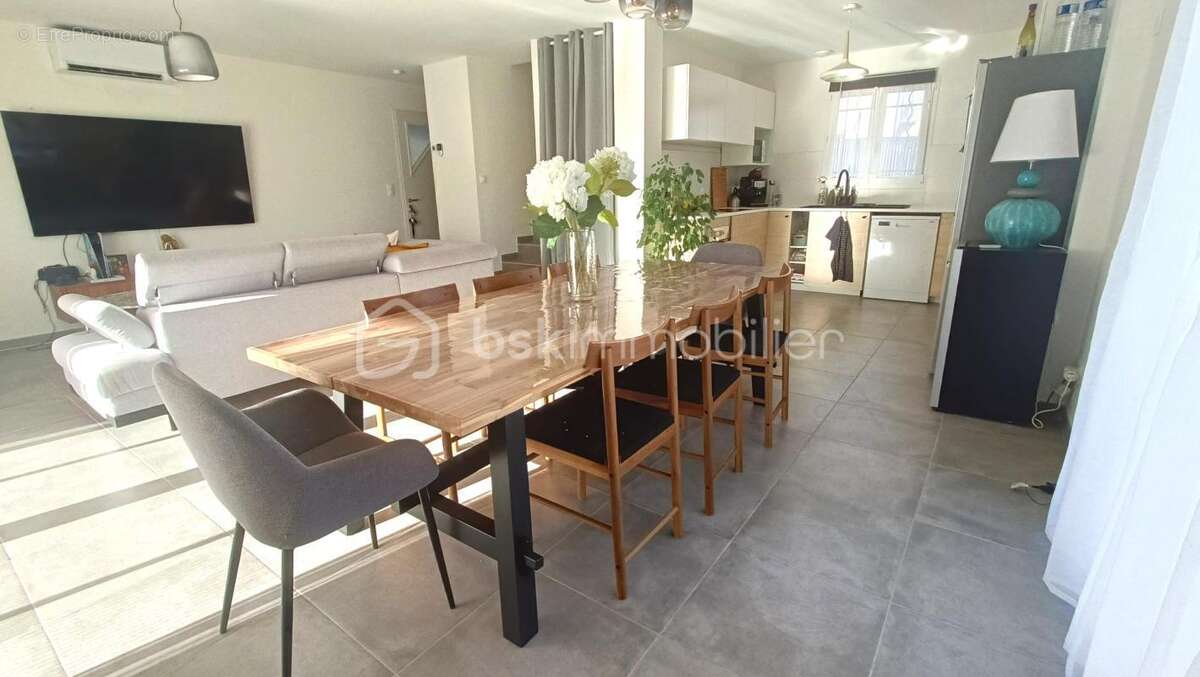 Maison à LE CANNET-DES-MAURES