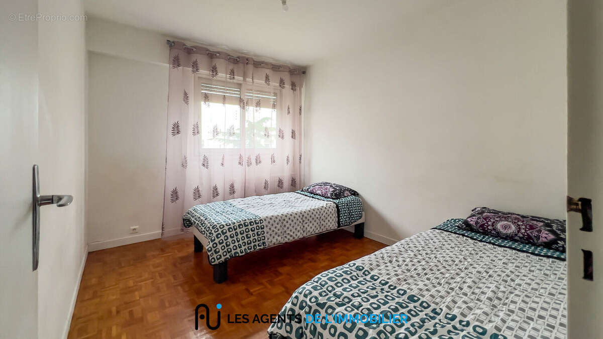 Appartement à NANTERRE