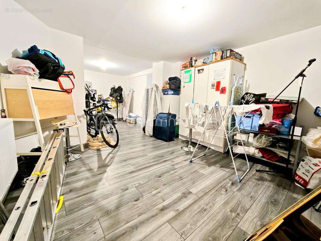 EXCLUSIVITÉ – Magnifique appartement duplex avec terrasse au cœur de la Place du Forum à Reims ! - photo 17