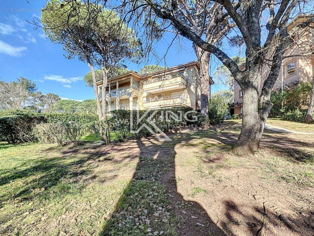 Appartement à SAINT-RAPHAEL