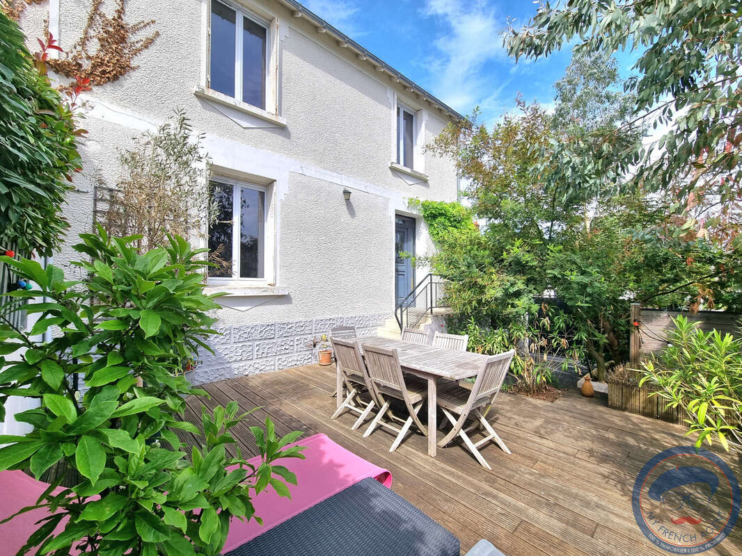 Maison à SAINT-CYR-SUR-LOIRE