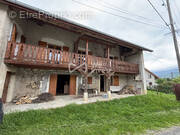 Maison à CHAMPFROMIER