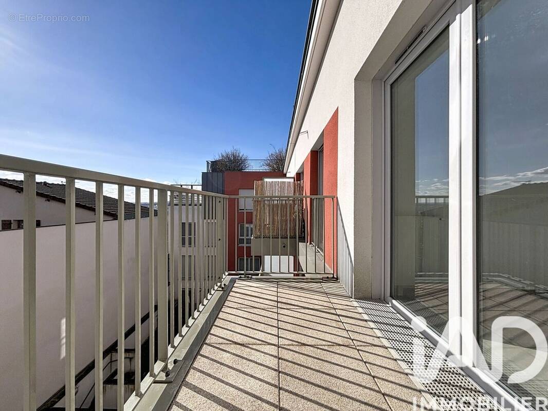 Photo 1 - Appartement à CACHAN