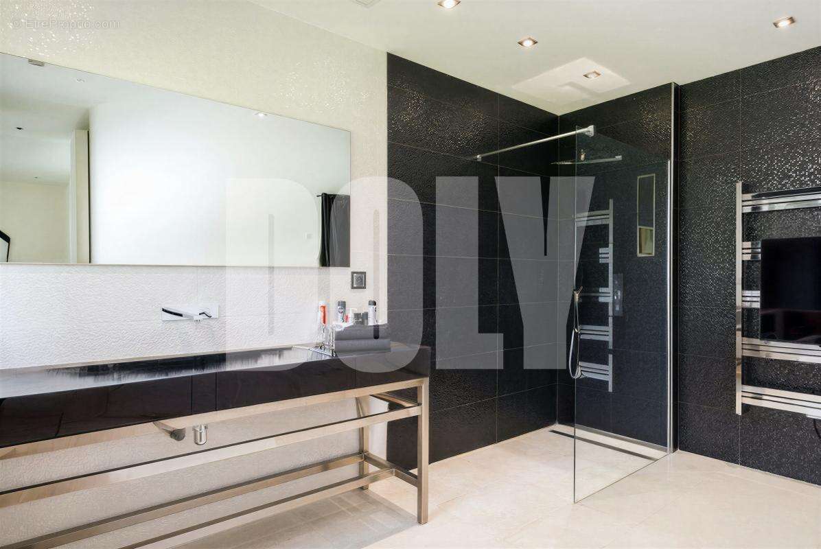 Maison à CAGNES-SUR-MER