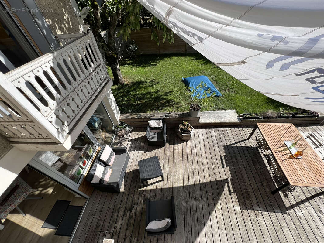 Maison à SAINT-SATUR