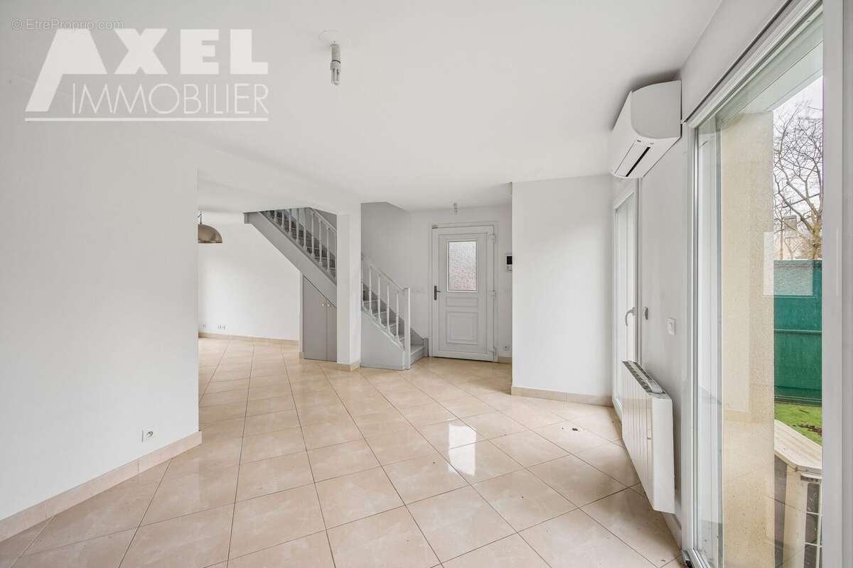 Appartement à BOIS-D'ARCY