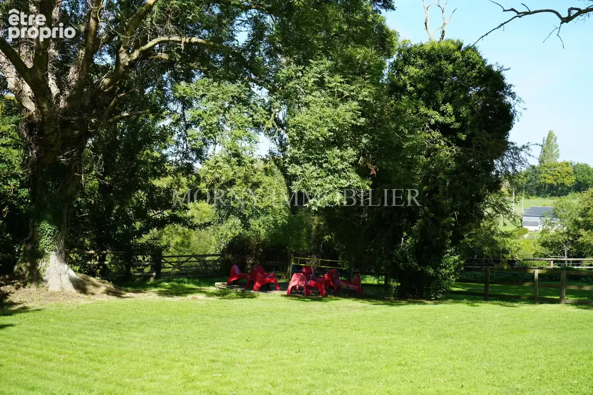À VENDRE - Belle propriété de 380 m2 au calme, au cœur d’un parc arboré de 1,1 hectare - photo 14
