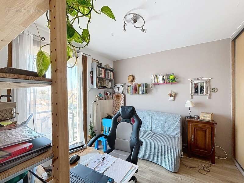 Appartement à MARSEILLE-14E