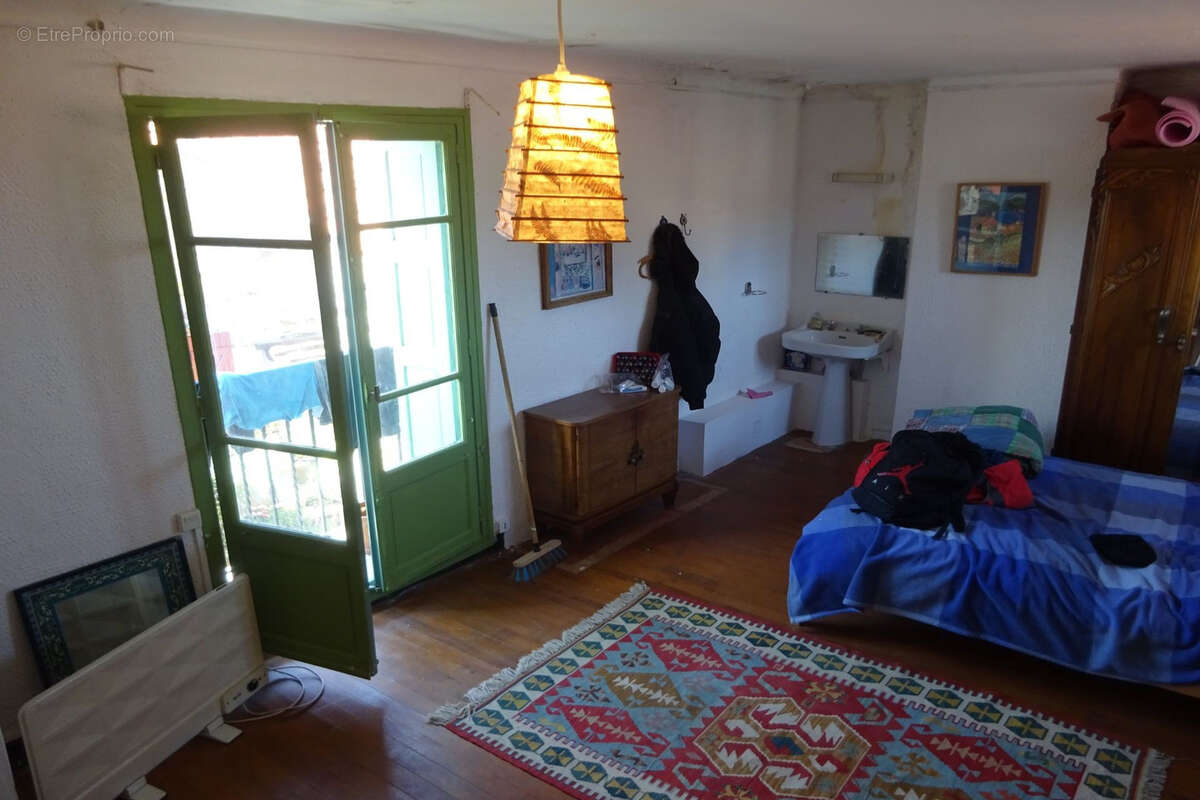 maison en pierres OMS village - photo 7